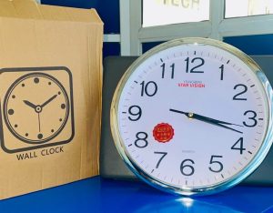 Analog Clock Camera