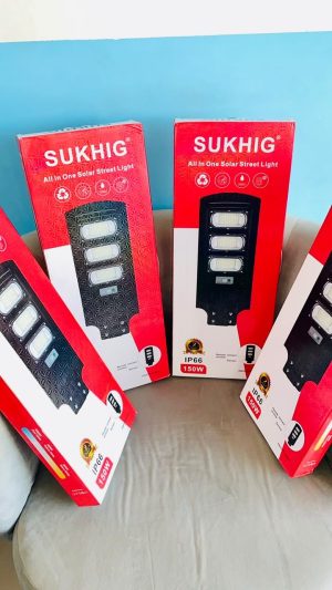 Suhkig 3-Eye Solar Street Light