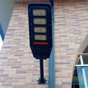 All-In-One 4-eye solar street light - Image 3